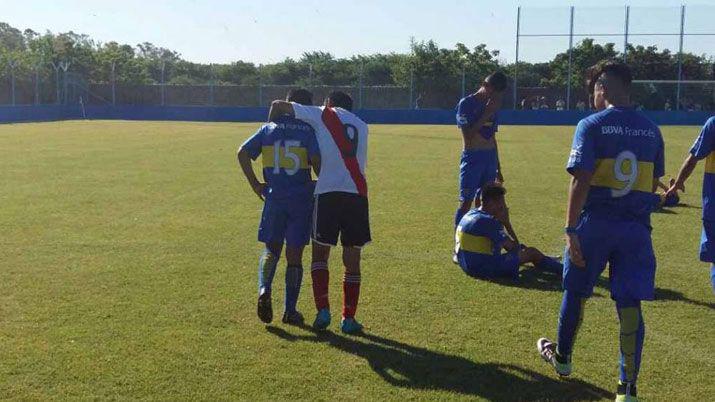 Gran gesto de un jugador de River de 13 antildeos al ganarle a Boca