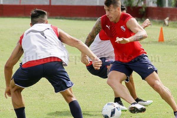 El Rojo aprovechoacute el parate para hacer fuacutetbol