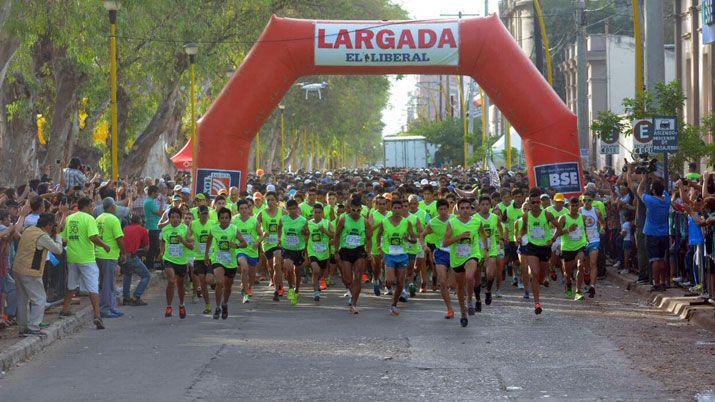 Asiacute fue la largada del Maratoacuten de EL LIBERAL