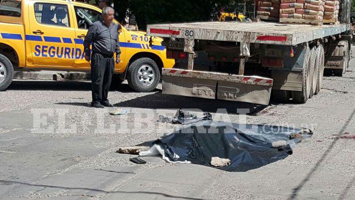 Accidente fatal- un hombre fue aplastado por un camioacuten