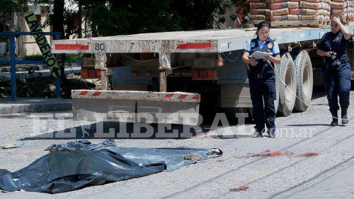 Accidente fatal- un hombre fue aplastado por un camioacuten