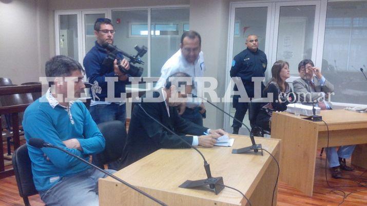 Condenan a 12 antildeos de prisioacuten a un hombre que violoacute a sus hijas por antildeos