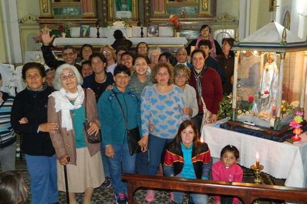 La comunidad catoacutelica de la localidad de Choya  pudo vivenciar el amor de Mariacutea en su propia tierra