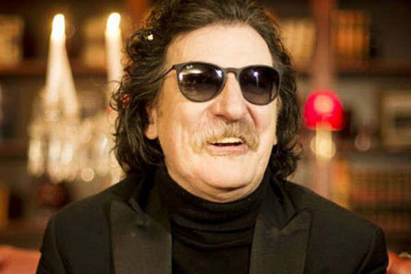 Charly Garciacutea pudo recibir la Navidad en su casa rodeado de sus afectos  