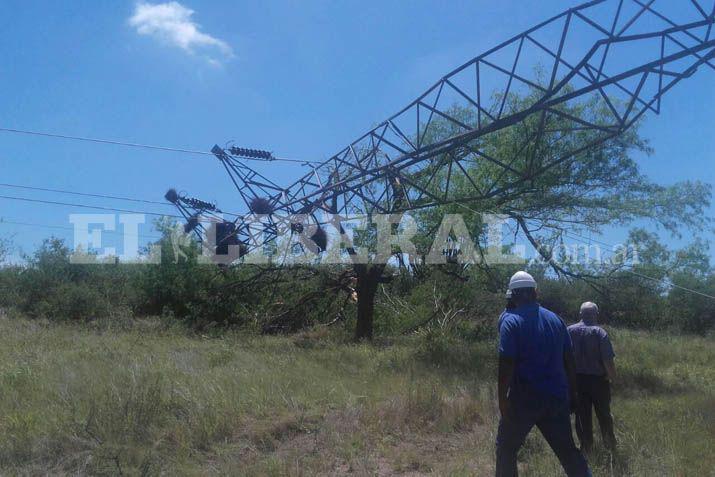 Caiacuteda de torres de Transnoa afectan el servicio eleacutectrico en Riacuteo Hondo