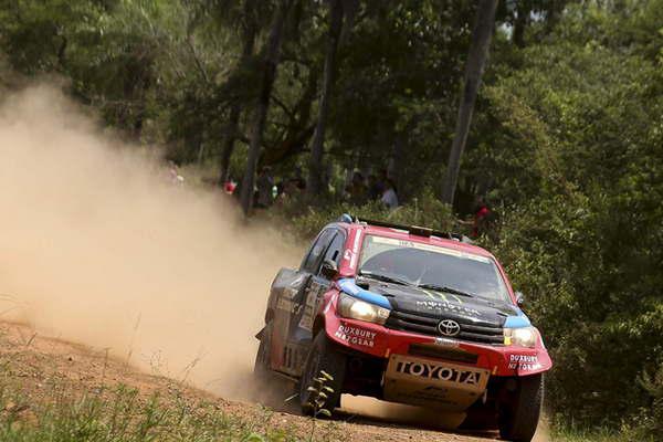 Nasser Al Attiyah pegoacute de entrada  