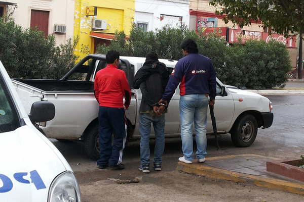 Conocido delincuente de La Banda fue detenido tras un allanamiento y esclarecen diversos hechos delictivos 