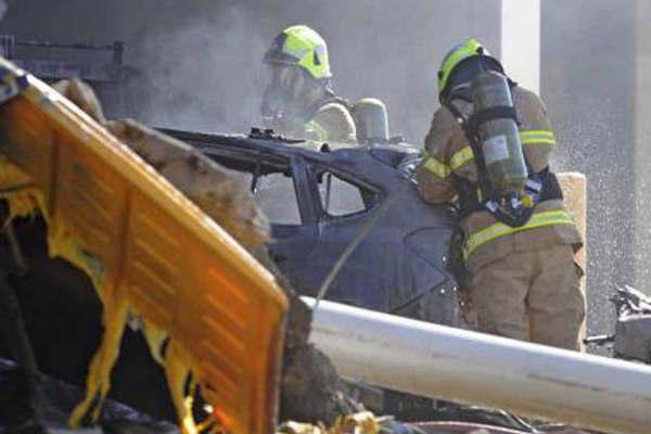 Al menos cinco muertos al estrellarse una avioneta