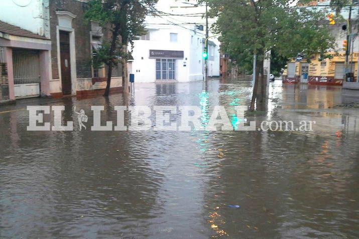 Tras la tormenta EL LIBERAL salió a recorrer las calles de la Madre de Ciudades