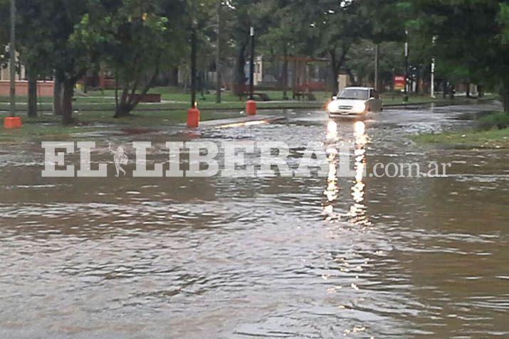 Tras la tormenta EL LIBERAL salió a recorrer las calles de la Madre de Ciudades