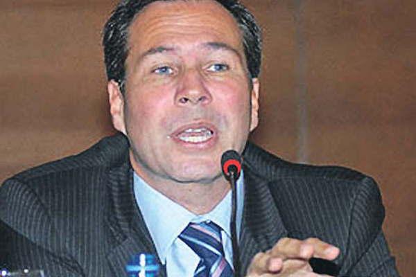 Revelan audio en el que Nisman advirtioacute que podriacutean matarlo 