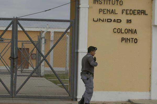 Denuncian condiciones de detencioacuten inhumanas en  el penal de Colonia Pinto