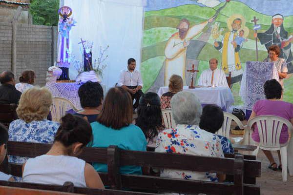 Los bandentildeos fueron protagonistas en la fiesta patronal de Mama Antula 