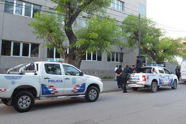 Se ofrecioacute para llevar a sus amigas a la casa y abusoacute de una de ellas