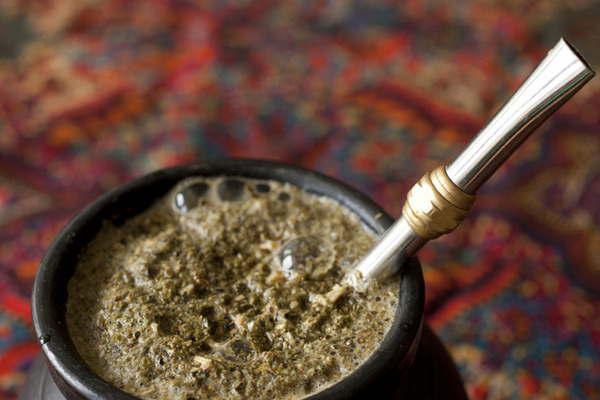 Cientiacuteficos trabajan en una yerba mate beneficiosa para los huesos