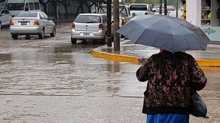 Llueve de forma persistente en Frías