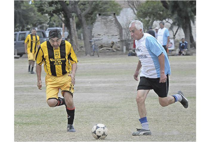 Una fecha que dejoacute muchas emociones en todas las canchas