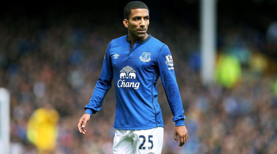 Aaron Lennon fue internado por problemas mentales