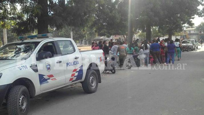 Los Feriantes de la Plaza Bernardo Canal Feijoó se concentraron este miércoles para aunar posturas ante la eventual relocalización