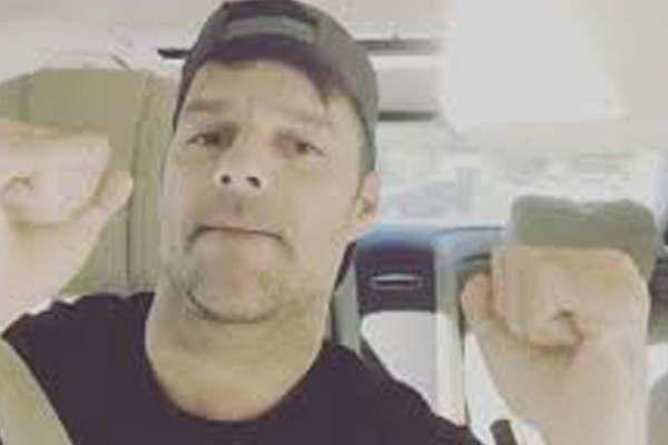 Ricky Martin se sumoacute al furor de Despacito 