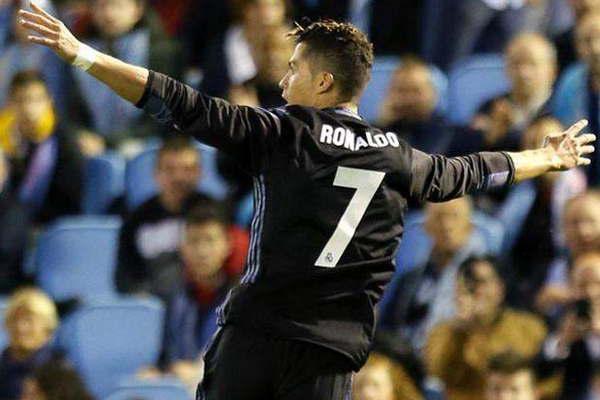 Real Madrid quedoacute a un paso del tiacutetulo de Liga