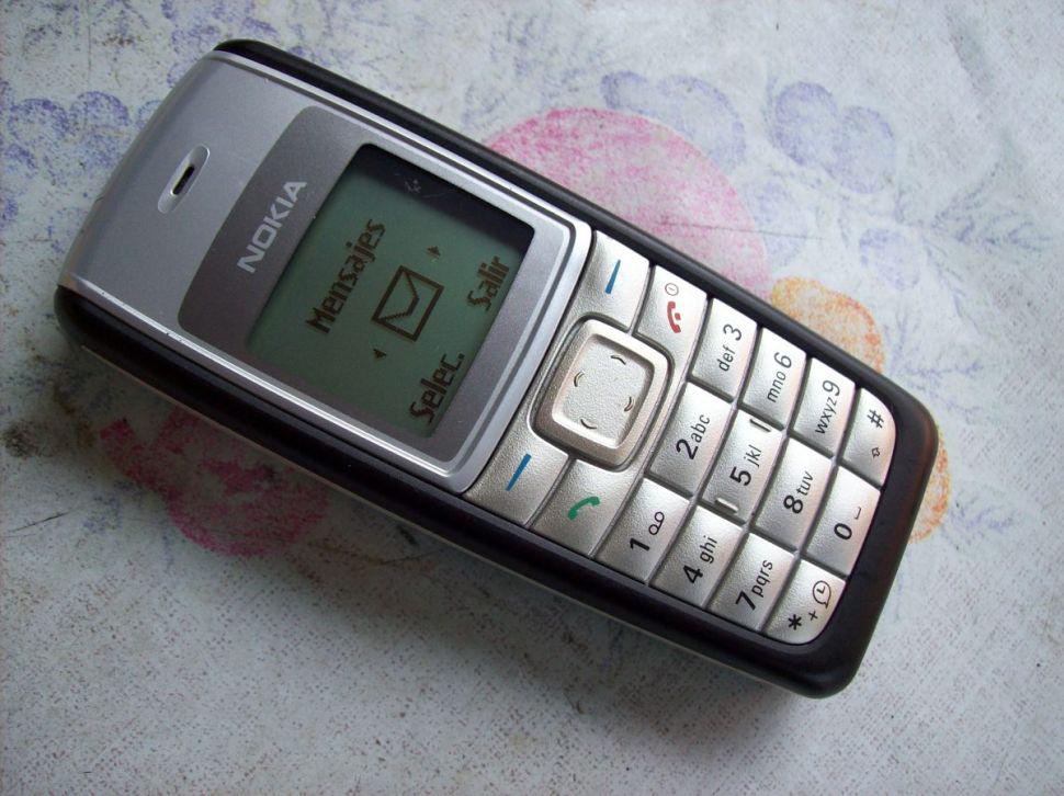 Impactante- en la India le dan un escandaloso uso sexual al Nokia 1100