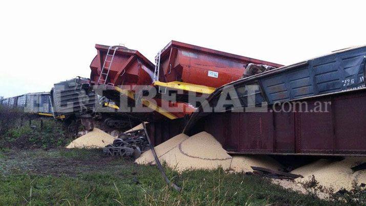 Descarriló un tren cargado con soja en Frías