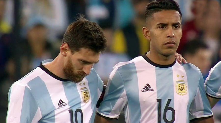 Video  Joseacute Luis Goacutemez junto a Lionel Messi en su debut