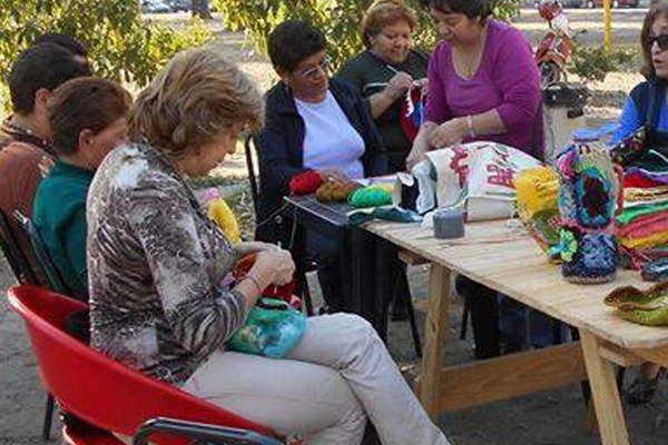 La Tejedoras Solidarias en San Pedro de Guasayaacuten