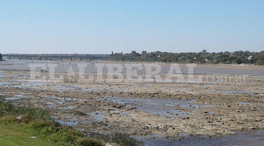 Las Termas- cortaron el agua desde el dique y cazadores furtivos invadieron el riacuteo