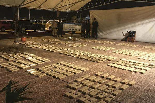 Incautaron 760 kilos de marihuana en dos operativos