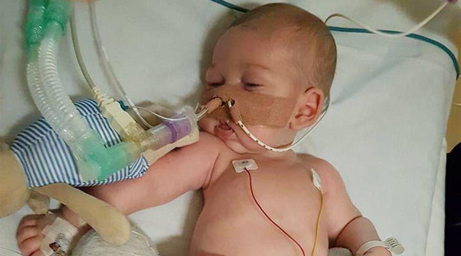 Charlie Gard- el bebeacute por el que piden el papa Francisco y Donald Trump