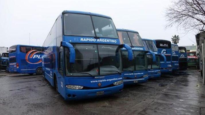 Vestidos como policiacuteas se llevaron maacutes de 1 milloacuten de una terminal de oacutemnibus