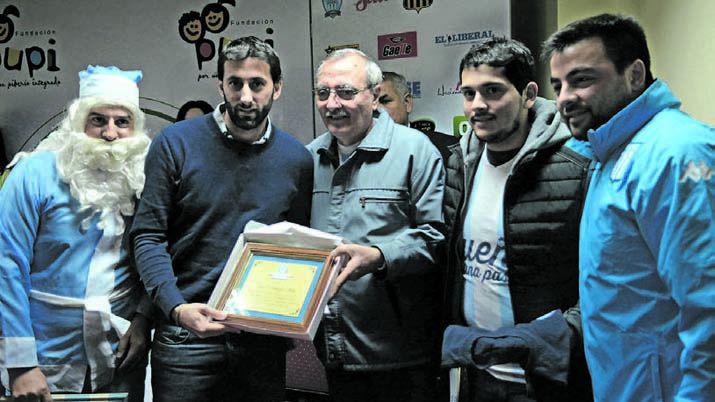 RECONOCIMIENTO La filial de Racing distinguió al Príncipe