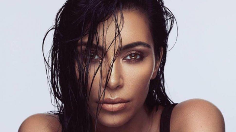 Kim Kardashian paseoacute por Nueva York sin ropa interior