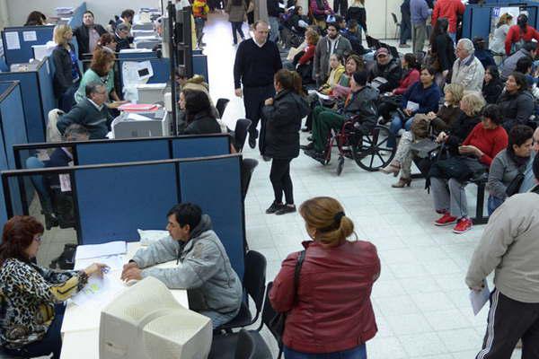 Todos los traacutemites en la Anses son gratuitos