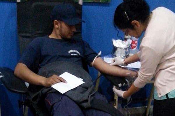 Instan a la comunidad a realizar donaciones voluntarias de sangre