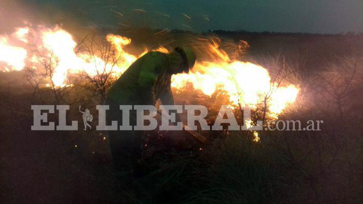 Impactantes imaacutegenes de voraz incendio en Ojo de Agua