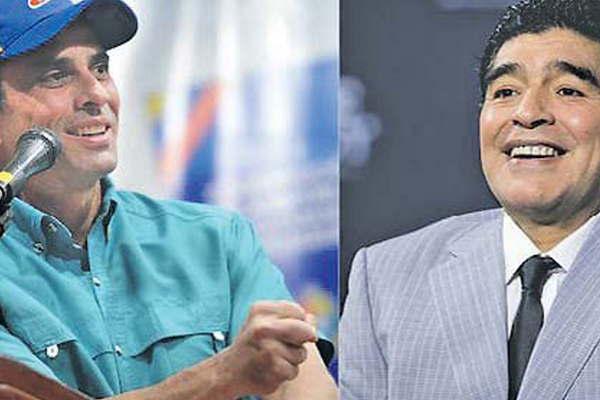 Maradona defendioacute a Maduro y recibioacute un fuerte cruce de Capriles y del ex jugador Mario Kempes