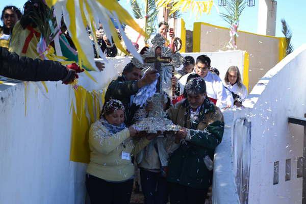 Los fieles se preparan para la fiesta chica del Sentildeor de Mailiacuten 