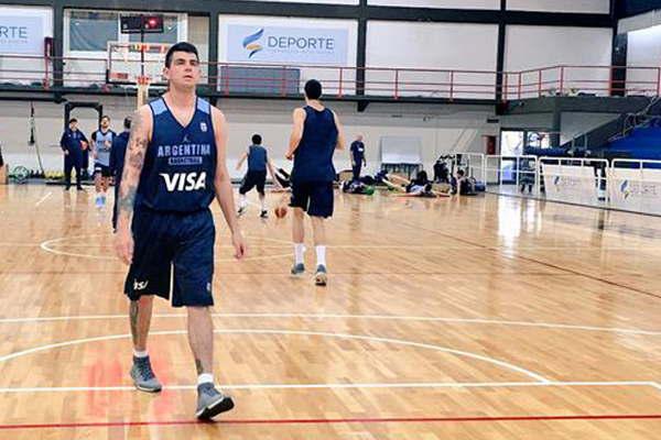 Argentina con Deck hace  su debut en la Americup 