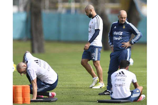 Mascherano se perfila para jugar por Mercado 