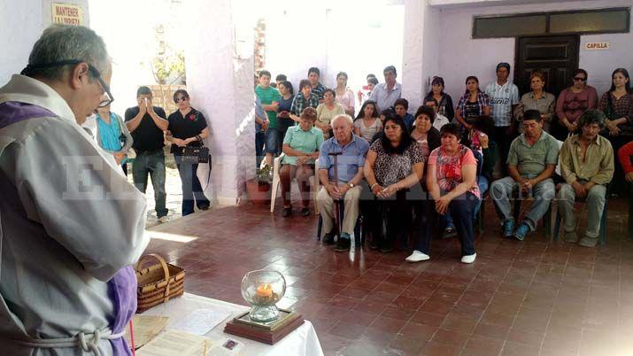 Loreto rezoacute por las viacutectimas de la tragedia de El Simbol