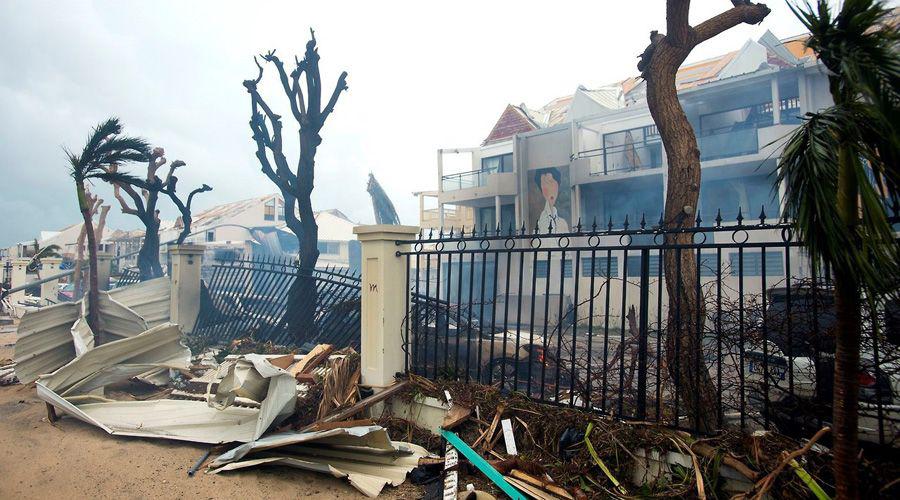 Imaacutegenes  El huracaacuten Irma cobra fuerza y se asoman Katia y Joseacute