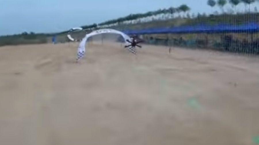 Una carrera de drones es furor en YouTube