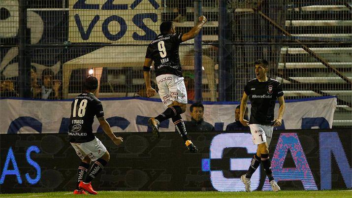 Huracaacuten tuvo su primer triunfo ante Gimnasia