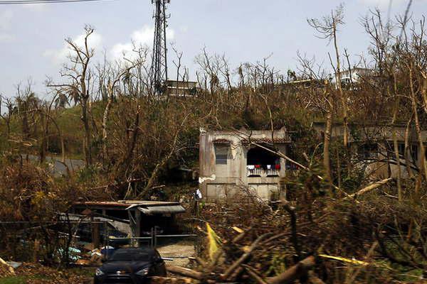Puerto Rico sin electricidad y escasez de combustible