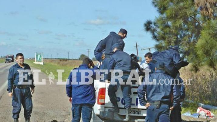 Los sospechosos fueron apresados por efectivos de la Comisaría 25 de San Pedro de Guasayn y de la Departamental 7 de Frías