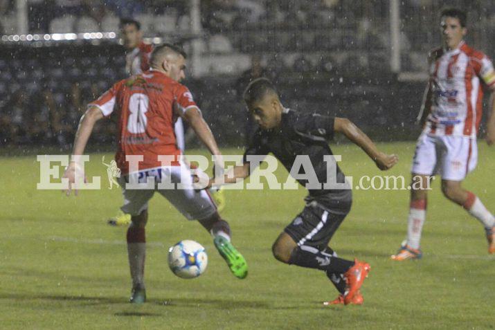 Central Córdoba derrotó por 1 a 0 a Atlético Paran