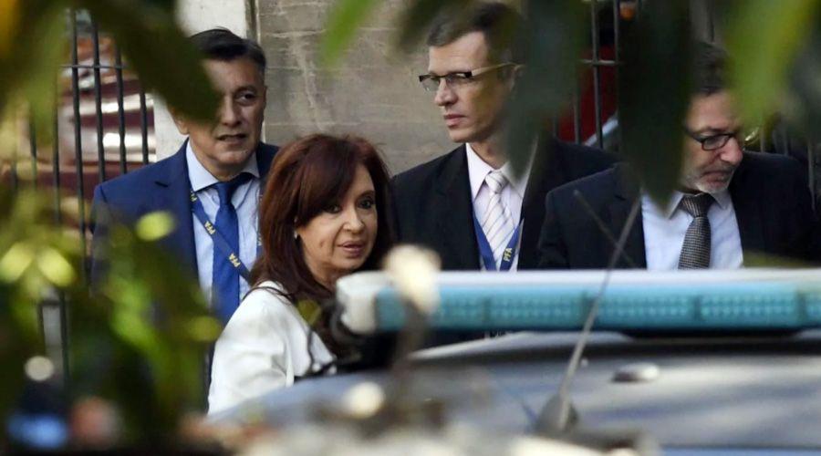 Cristina Kirchner habloacute al salir de Comodoro Py- Conmigo no van a poder